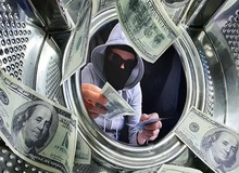 نقد و بررسی قانون مبارزه با پولشویی و اطلاعیه اخیر بانک مرکزی درباره تراکنش‌های بانکی