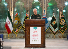 رئیس ستاد کل نیروهای مسلح : امام بر دوری نیروهای نظامی از گروه های سیاسی تاکید داشتند