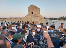 هدف وزیر دشمن میراث فرهنگی  از ادعای دروغین درباره پاسارگاد  چیست؟