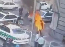 وزارت کشور: خودسوزی مقابل دروغ است؛ فیلم مربوط به مهر ۹۸ و یک بدهکار بانکی بوده