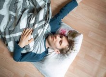 میزان خواب توصیه‌ شده برای سنین مختلف چقدر است؟
