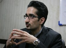 تحلیل پیام فضلی‌نژاد از رفتار سیاسی  احمدی‌نژاد / احمدی نژاد آنارشیست ریاکار است 