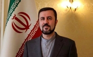 غریب‌آبادی: عمانی‌ها می‌خواستند یک کشوری را برای مین‌زدایی از بخش جنوبی تنگۀ هرمز بیاورند، اما ما اجازه ندادیم