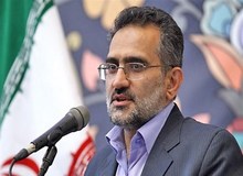 معاون رئیس‌جمهور چهره های سیاسی را به بازداشت تهدید کرد؛ حسینی: نباید سیاسیون و چهره‌های شناخته شده که آزادانه دست به تحریک احساسات جوانان می‌زنند حاشیه امنی برای خود تصور کنند / دشمنان قصد دارند دستاورد‌های ایران در یک سال اخیر را تحت شعاع قرار دهند