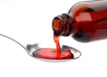 هشدار غذا و دارو درباره عرضه غیرقانونی شربت تریاک در عطاری‌ها