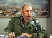 ممنوعیت نامگذاری اماکن عمومی کوبا به نام فیدل کاسترو

