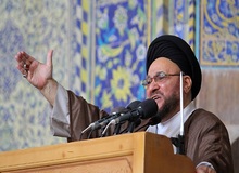 امام جمعه اصفهان: زمان نابودی آمریکا و اسرائیل فرا رسیده است