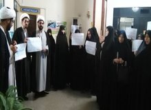
تجمع جمعی از طلاب برای کارگران هفت تپه و فولاد اهواز