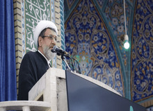 امام جمعه کرمان: دشمن می خواست با کشاندن مردم به خیابان‌ها زمینه براندازی نظام را فراهم کند/از تنگه هرمز و غنی سازی عقب نشینی نمی کنیم