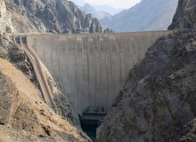 بحران بی‌سابقه آب ایران زیر ذره‌بین رسانه‌های جهانی/ کشاورزی ناکارآمد، سدسازی بی‌برنامه و فرونشست؛ سه‌ضلعی بحران آب