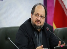 شریعتمداری: لیست کالاهای اساسی رسما اعلام می‌شود
