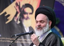 امام‌جمعه قم: رفع تحریم کامل سپاه جز شرایط ایران برای توافق وین است/ دشمن نظر خودی ها درباره روحانیت را عوض کرده است