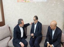 انتقال سفیر ایران در لبنان به بیمارستانی در تهران/عیادت عراقچی از امانی