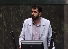 عضو هیأت‌رئیسه کمیسیون امنیت ملی: یک چشم همه ما به میز مذاکره و چشم دیگرمان به ماشه موشک‌ها است
