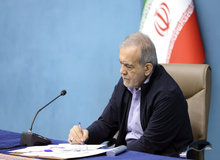 انتقاد پزشکیان از نظام آموزشی/ جوانان نخبه انگیزه و علاقه‌ای برای ماندن در کشور و ساختن ایران ندارند؛ بستر مناسبی برای حفظ نخبگان وجود ندارد
