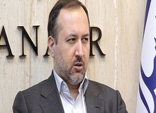 نماینده مجلس: افزایش یواشکی سن بازنشستگی در لایحه بودجه خلاف قانون است؛ بودجه که جای تغییر قوانین دائمی کشور نیست/ یک روستای برای آسفالت لنگ یک میلیارد بودجه است اما به برخی دستگاه های فرهنگی یک دفعه ۳۰۰ میلیارد تومان بودجه داده می‌شود