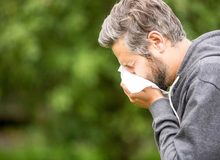 بیماری های شایع فصل بهار؛ مراقب این ۵ بیماری باشید!