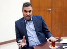 پور دهقان، عضو کمیسیون صنایع مجلس: نقدینگی کشور به ۱۷ هزار هزار میلیارد تومان رسیده/ صندوق ۳۰۰ میلیارد دلاری برای سرمایه‌گذاری در ایران، دروغ بود