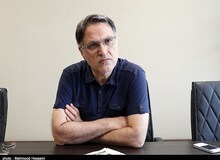 محمدرضا تاجیک: ما تنها کشوری هستیم که مرگ بر امریکا می گوییم، بیشترین نخبه را هم به امریکا می فرستیم
