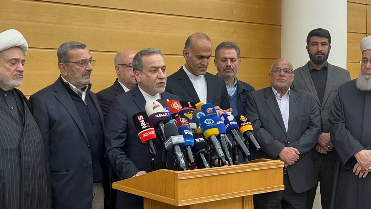 عراقچی در بدو ورود به لبنان: ما خواهان جنگ نیستیم اما برای جنگ آماده‌ایم