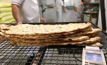نحوه فروش نان پس از سال‌ها عوض می‌شود/ رییس اتاق اصناف: طرح فروش وزنی نان به زودی اجرایی می‌شود