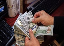 ارگان مطبوعاتی نزدیک به سپاه: وقتی مردم دلار را به هر قیمتی شده، می‌خرند، یعنی اعتمادشان به بازار آزاد و دلالان دلار، بیشتر از دولت است