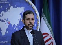 بی اطلاعی سخنگوی وزارت خارجه از خبر خبرگزاری دولت/ خطیب زاده: کره جنوبی علی رغم مسلمات و قول‌ها بدهی اش را پرداخت نمی کند