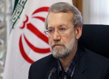 لاریجانی: خط‌بازی‌ها در کشور به منزله تیراندازی به دوستان است
