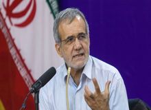 پزشکیان: احمدی‌نژاد با آن پولی که داشت کمتر از ۲/۵ میلیون مسکن ساخت شما چطور ۴ میلیون مسکن وعده می‌دهید؟/ از نظر علمی غیرممکن است