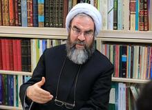 کار"مداح" تعیین مصداق های سیاسی نیست/ مگر یک مداح چقدر در رابطه با مسائل سیاسی اطلاعات دارد که نظر می دهد؟!/ دریافت حقوق نجومی مداحان نیاز به شفاف سازی دارد/ مردم در جلسات مداحان سیاسی شرکت نکنند
