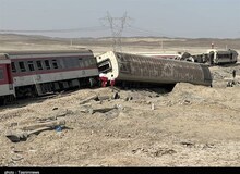 وزیر راه و شهرسازی: به زودی مقصران حادثه واژگونی قطار مشهد - یزد را معرفی می کنیم