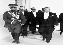 عکس تاریخی از قاب دونفره رضاشاه و آتاتورک در ترکیه