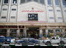 صف های طولانی برای خرید ارز دولتی/ صرافی ها خطاب به مردم: ساعت ۶ صبح نوبت بگیرید
