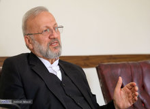 منوچهر متکی: بیش از هر زمان دیگری احتمال آمدن رئیسی وجود دارد/ ضرغامی می خواهد به صورت مستقل نامزد انتخابات شود