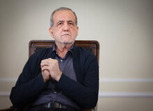 پزشکیان: دشمن به دنبال فروپاشی از داخل کشور است/ فقر، بیکاری، زنان سرپرست خانوار، دورافتادگی و بی‌سوادی از عوامل تأثیرگذار بر سلامت اجتماعی هستند