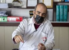 پیام طبرسی: تخت خالی نداریم، ICUها پر شده و بیماران به مراکز درمانی سرریز شده‌اند/ هیچ اثری از تعطیلی در شهر نیست/ اینطور که نمی‌شود کرونا را مهار کرد