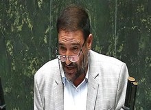 به ظریف تذکر می دهیم/ ته دل برخی از دولتمردان همچنان گرایش به غرب و در رأس آنها آمریکا است