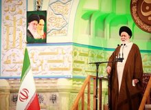 علم الهدی: شهرها را تخلیه نکنید دشمن می خواهد شما در صحنه نمانید/می خواهند ما را بترسانند