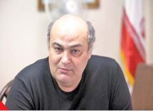 پزشکان در موضوع افزایش تعرفه ها تافته جدا بافته نیستند/مجلس در مقابل تکرار پدیده شوم زیرمیزی می‌ایستد

