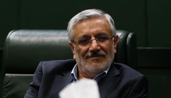 من رای نیاوردن بیطرف را پای فراکسیون  امید نمی‌گذارم، برخی از سردمداران فراکسیون امید مخالف بودند/ دفاع رئیس جمهور از جهرمی سبب شد که او رای بیاورد / فراکسیون امید به جهرمی رای نداد 