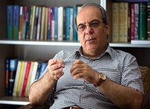 عباس عبدی: تبعات اخراج کارگران بدتر از مناسب نبودن افزایش دستمزدهاست/ وضع عمومی اقتصاد خوب نیست