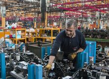 کاهش اشتغال صنعتی؛ ۱۲۰ هزار نفر از کارخانه‌ها رفتند
