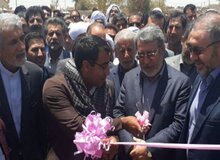 وزیر کشور بازارچه مرزی تخت عدالت شهرستان هیرمند را افتتاح کرد
