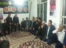 دیدار فرماندار پاکدشت با خانواده آتش نشان شهید بهنام میرزاخانی