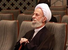 باید در انتخابات گفتمان خود را مطرح کنیم/ خدا در موقع حساس رهبری را هدایت می کند/ مردم حرف کسانی که اشتباهات و شکستهایشان را به گردن رهبری می اندازند نمی پذیرند