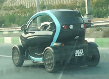 اولین خودرو برقی در خیابان‌های تهران/ تصویر
