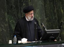 رئیسی: حدود ۴۰ درصد از برنامه‌های قبلی اجرا شده/ ما از روز اول برنامه داشتیم/ انتظارت تورمی باید مدیریت شود