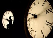 پایان احتمالی تغییر ساعت در اروپا؛ آیا جلو کشیدن ساعت باعث صرفه‌جویی در انرژی می‌شود؟