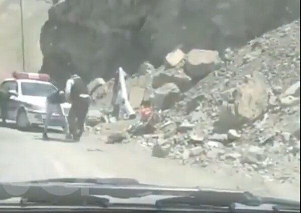 جزییات ضرب‌وشتم یک نفر در جاده چالوس توسط پلیس / فرمانده انتظامی استان البرز: مأمور متخلف به مراجع قضایی معرفی می‌شود