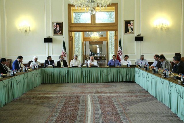 جزئیات نشست ظریف و معاونینش با اعضای کمیسیون امنیت ملی و سیاست خارجی مجلس